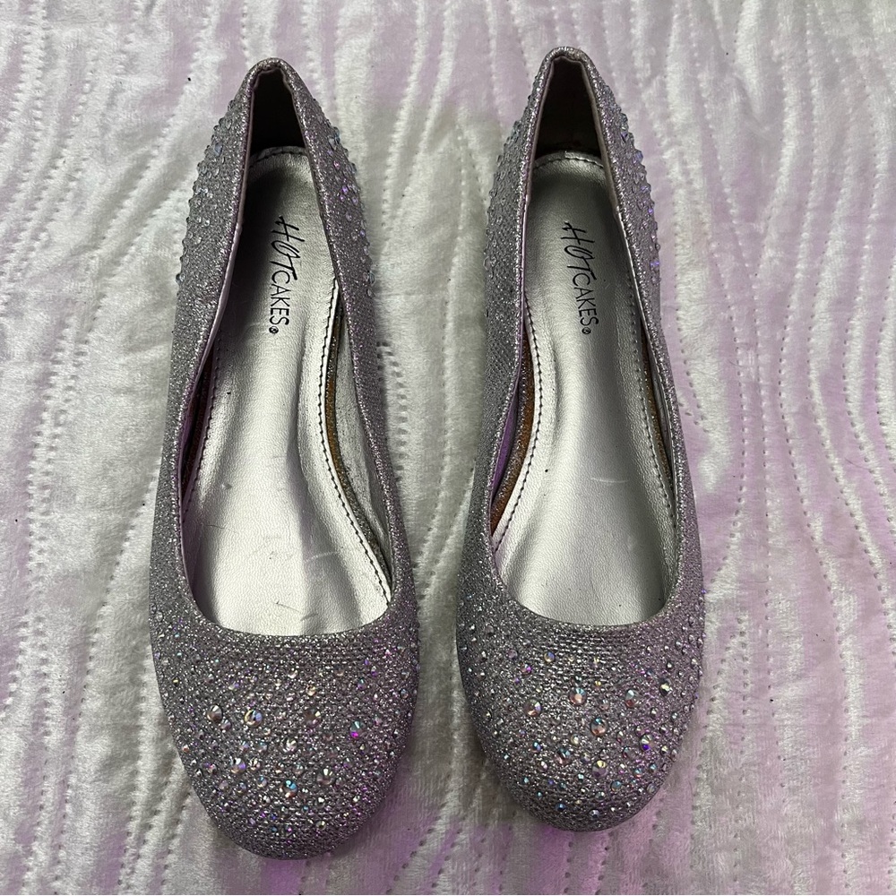Hot Cakes Silver Sparkle Flats